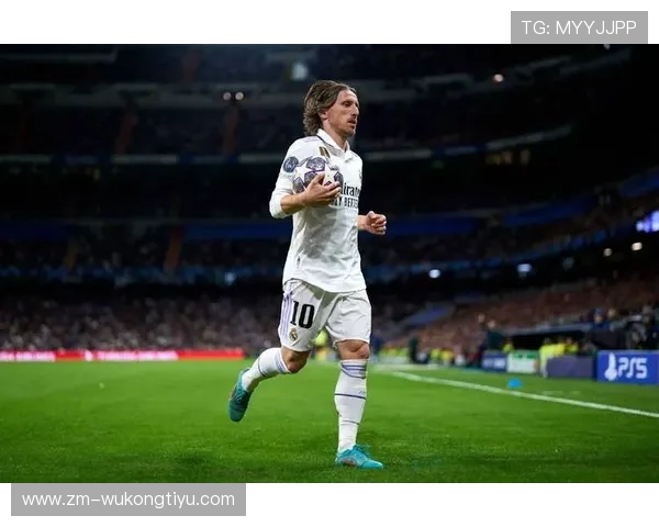 克罗斯与莫德里奇在控球分散与传球组织上出现结构分化