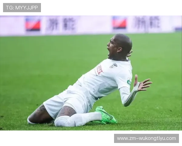 VAR延迟判罚是技术限制还是规则漏洞？深度解读争议背后逻辑