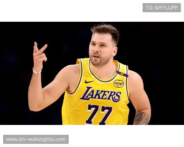 东契奇又晒豪宅，浴室比我家客厅还大！