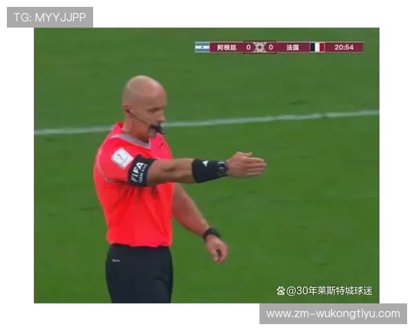 任意球未鸣哨开球，为何不算违规？裁判规则这样解释