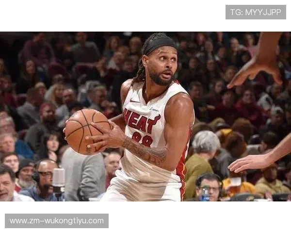 帕蒂·米尔斯利用无球跑动拉开空间提升三分命中率与团队进攻效率