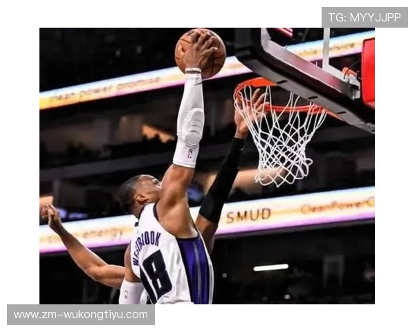 拉文突破拉开进攻空间 提升球队关键得分效率